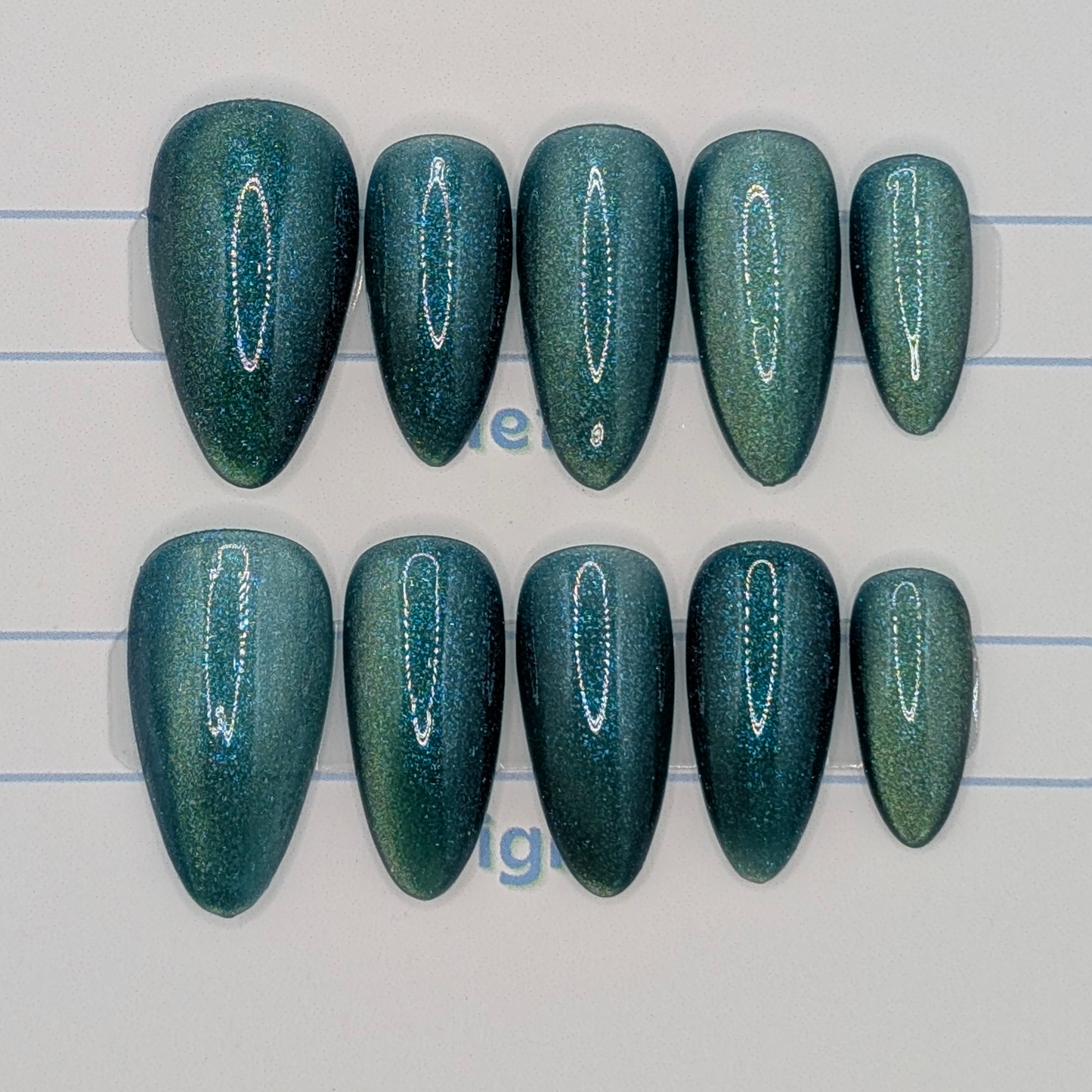Green shifting cat eye